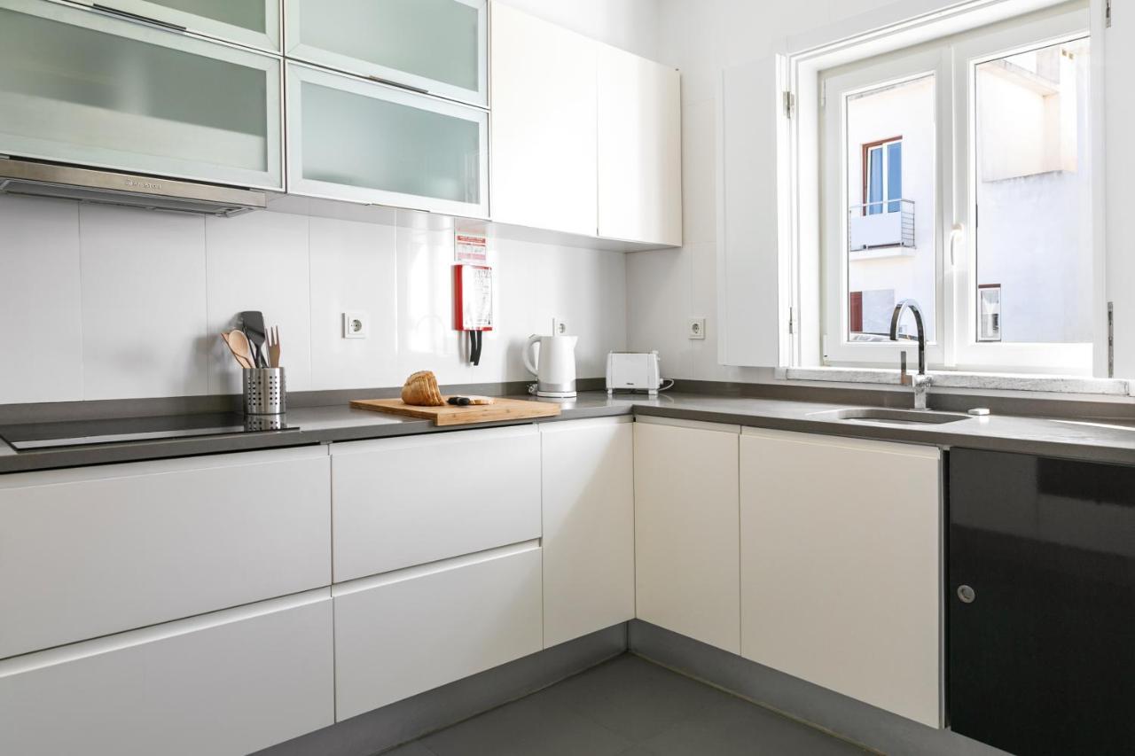 Calcada 14 Apartment โอบิดอส ภายนอก รูปภาพ